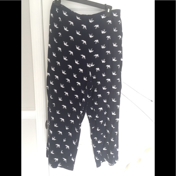 🦄Cute Crown&Ivy Elephant Design Crop Pants 🦄 - Picture 1 of 1